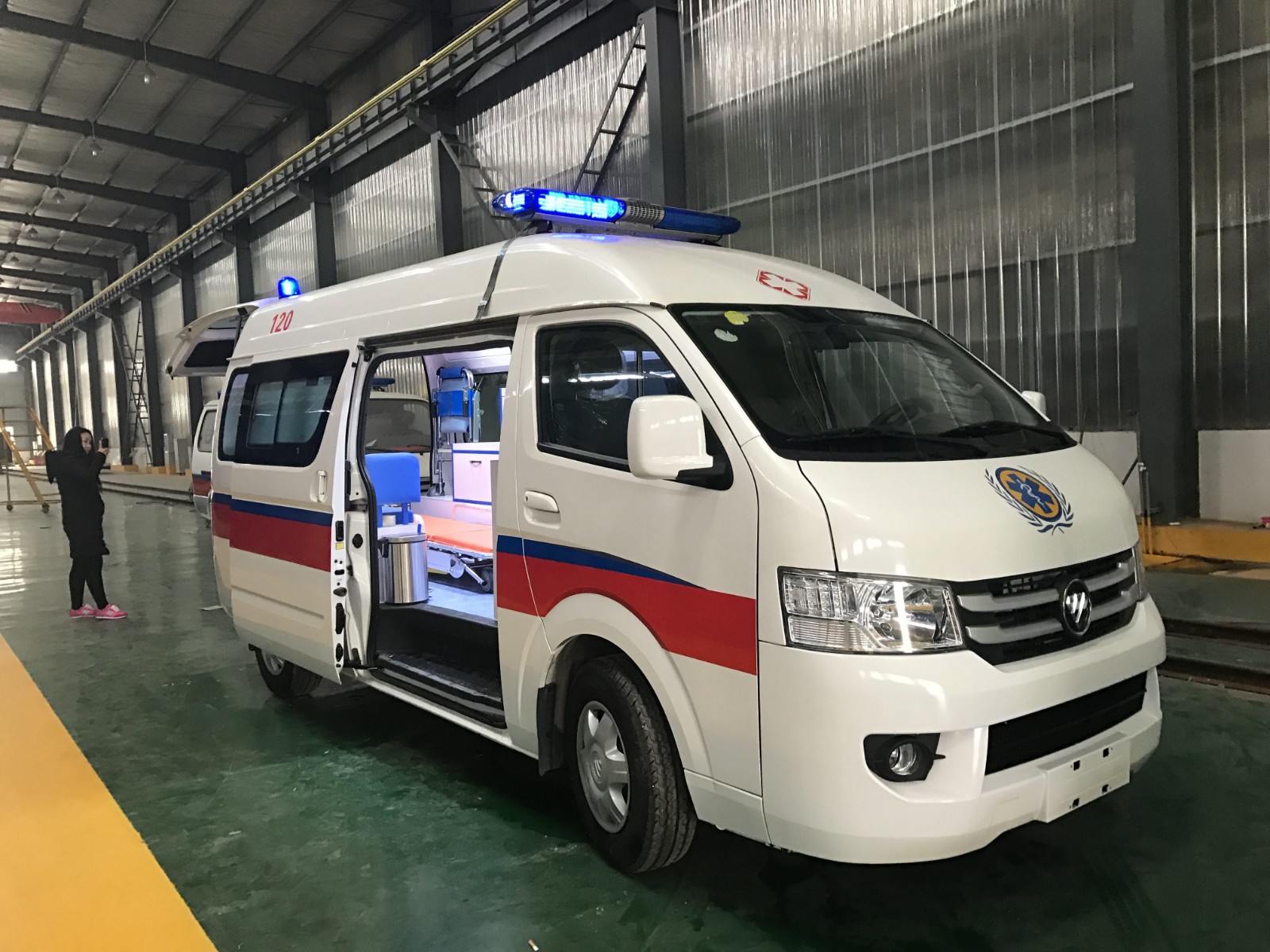 安远县救护车转院
